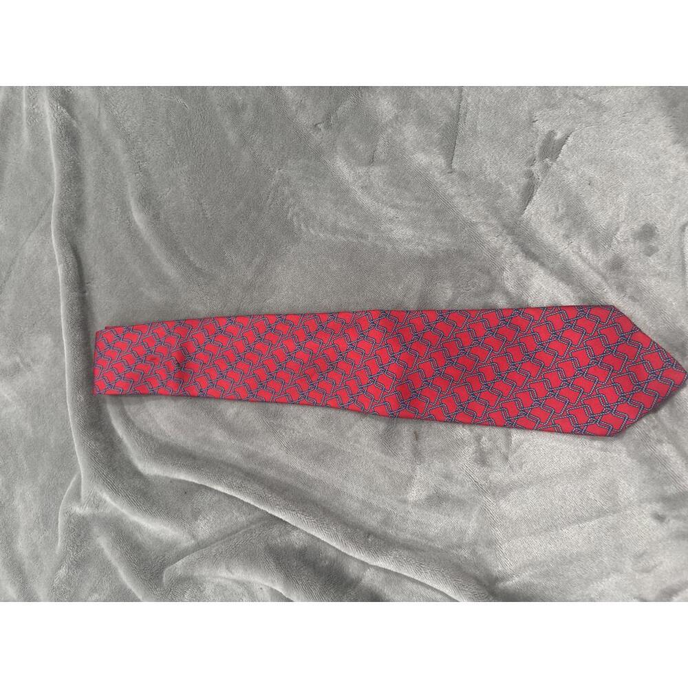 Gucci Men's Red Patterned Silk Tie